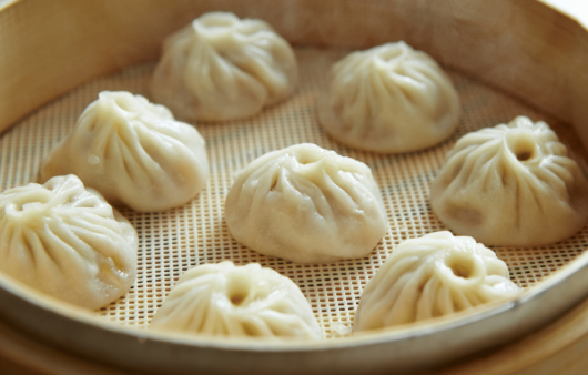 chinese xiaolongbao soup dumplings