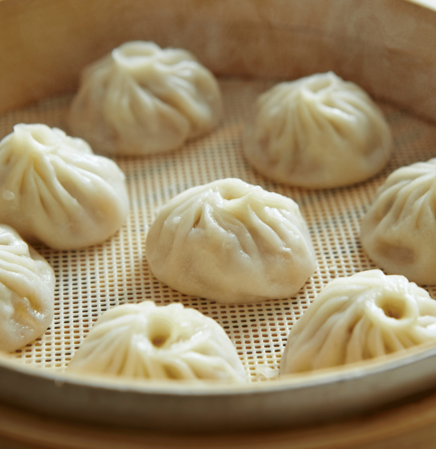 chinese xiaolongbao soup dumplings