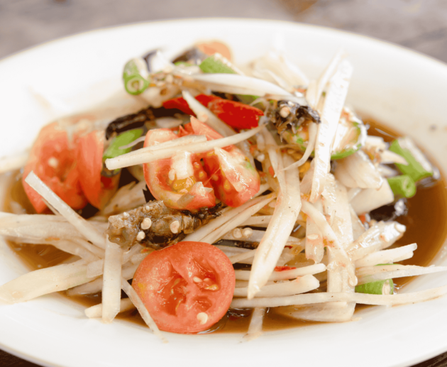 Som Tum Thai (Thai Papaya Salad)