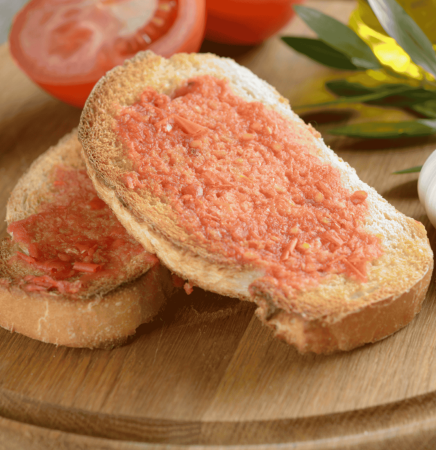 Spanish Pa amb Tomàquet (Tomato Bread)