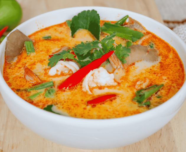 Thai Tom Yum Goong (Spicy Shrimp Soup)