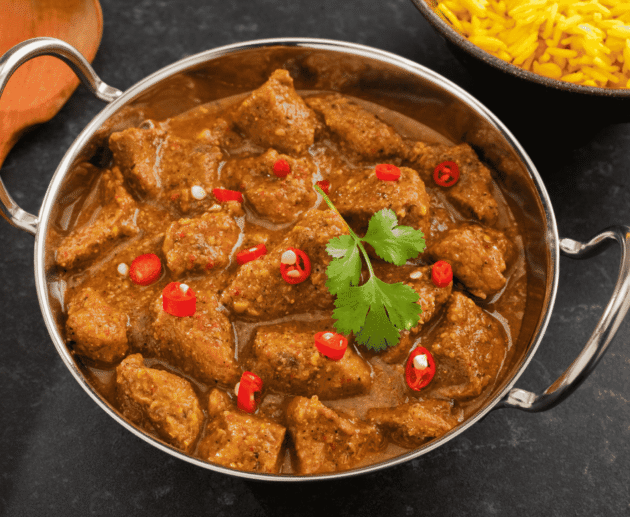 Vindaloo (Spicy and Tangy Meat Curry)