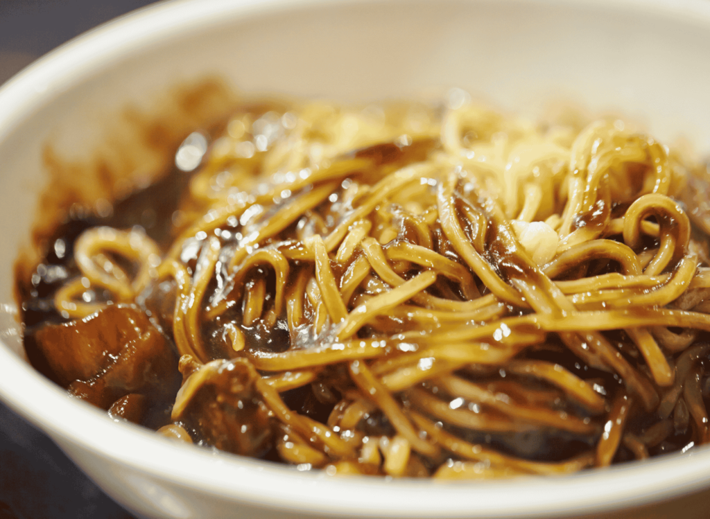 Zhajiangmian