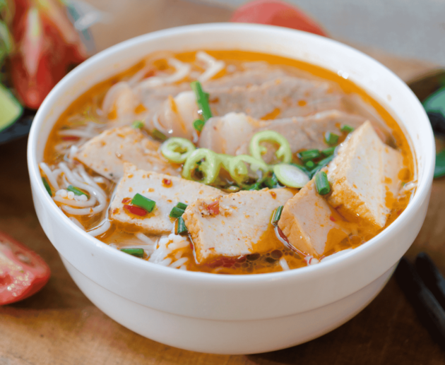 Bún Riêu (Crab Noodle Soup)