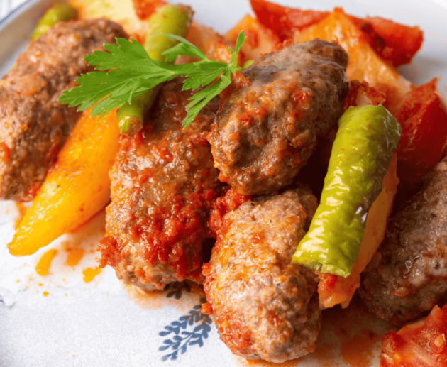 Köfte (Turkish Meatballs)