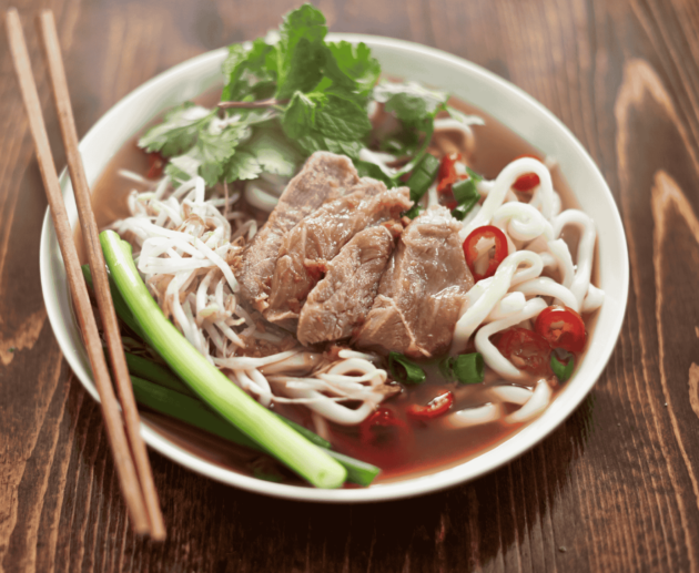 Phở (Vietnamese Noodle Soup)