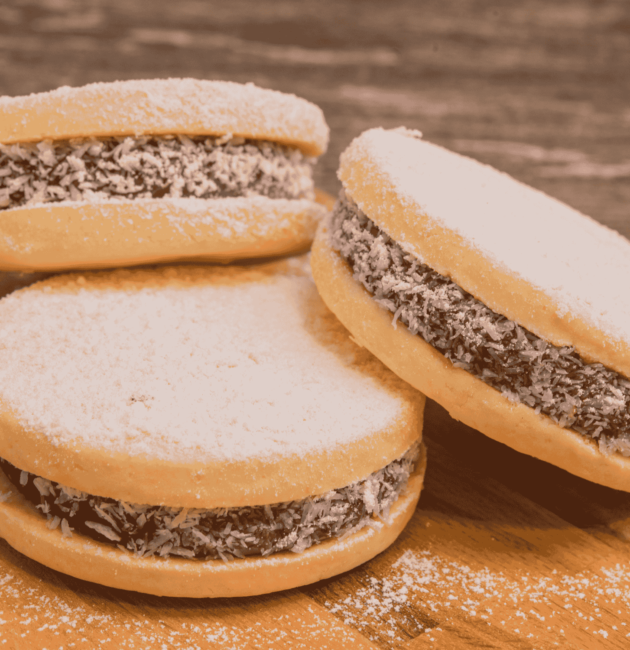 Alfajores (Dulce de Leche Cookies)