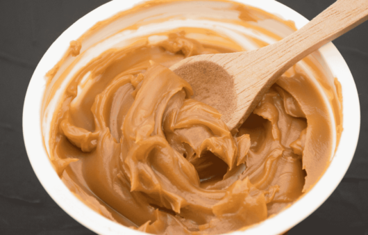 Arequipe (Colombian Dulce de Leche)