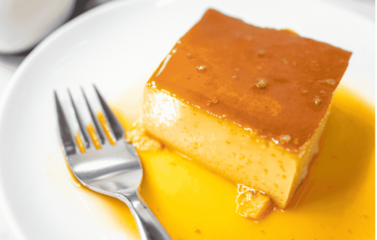 Argentinian Flan con Dulce de Leche