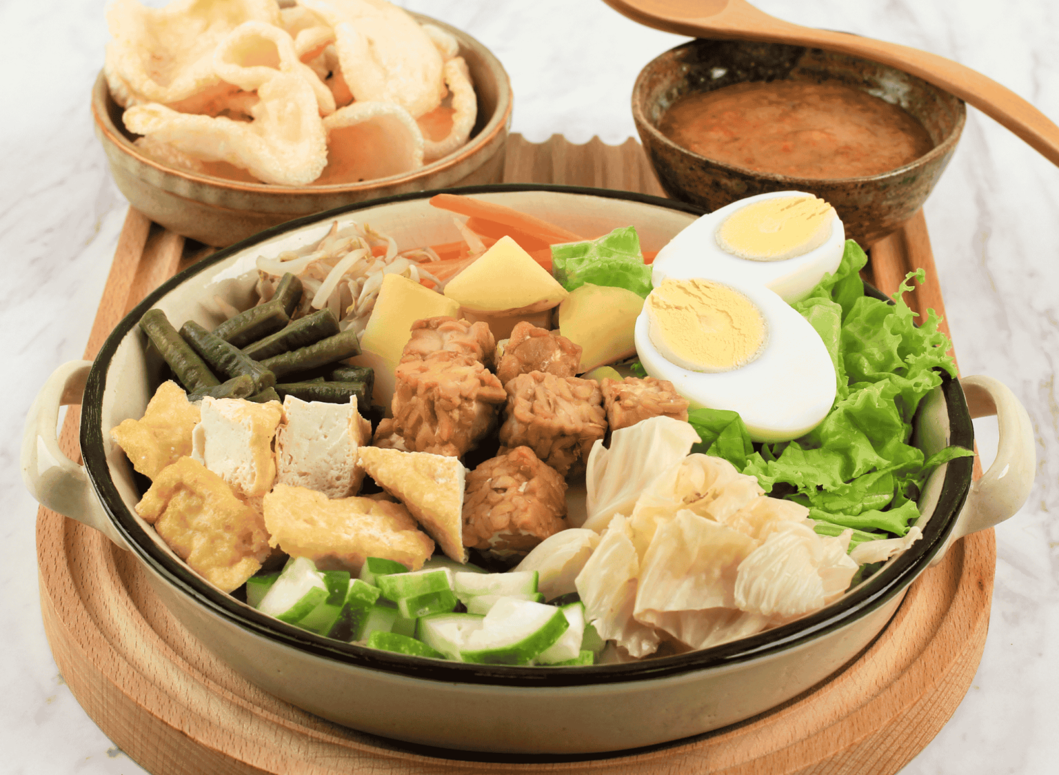Indonesian Gado Gado (Vegetable Salad with Peanut Sauce) | DelishGlobe