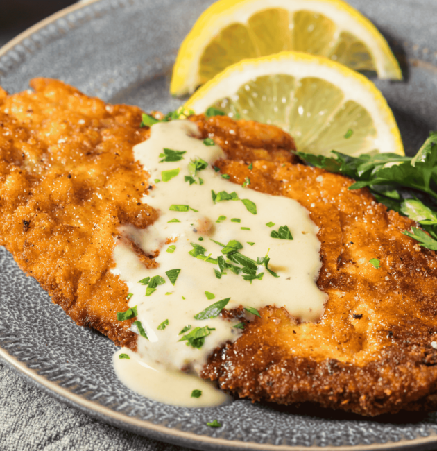 Rahmschnitzel (Cream Schnitzel)