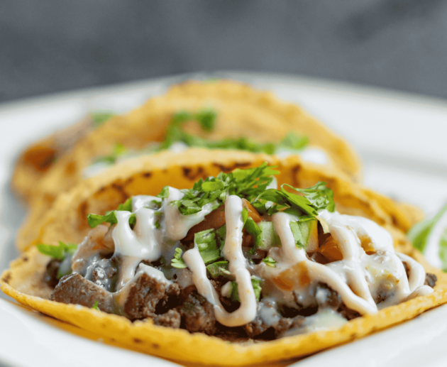 Baleadas (Flour Tortilla with Beans and Toppings)