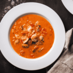 Sopa Catratcha De Mariscos Con Un