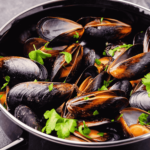 Choritos al Vapor (Steamed Mussels)