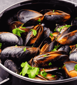 Chilean Choritos al Vapor (Steamed Mussels)