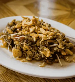 Burmese Laphet Thoke (Tea Leaf Salad)