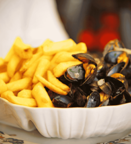 Belgian Moules Frites (Mussels with Fries)