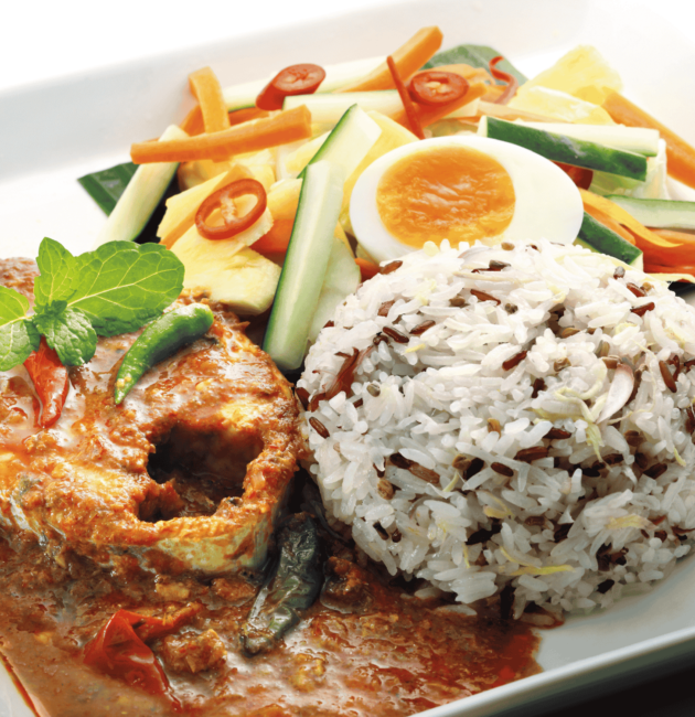 Nasi Dagang (Steamed Rice with Fish Curry)