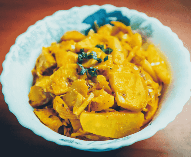 Aloo Tama (Potato & Bamboo Shoot Curry)