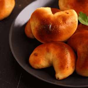 Speķa pīrāgi (Bacon Buns)