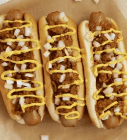 Coney Dog (Chili Topped Hot Dog)