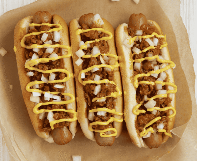 Coney Dog (Chili Topped Hot Dog)