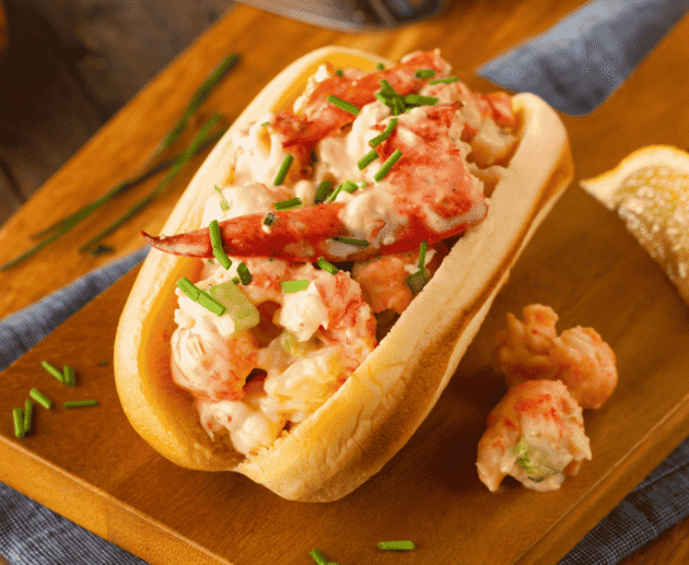 Lobster Roll (Seafood Sandwich)