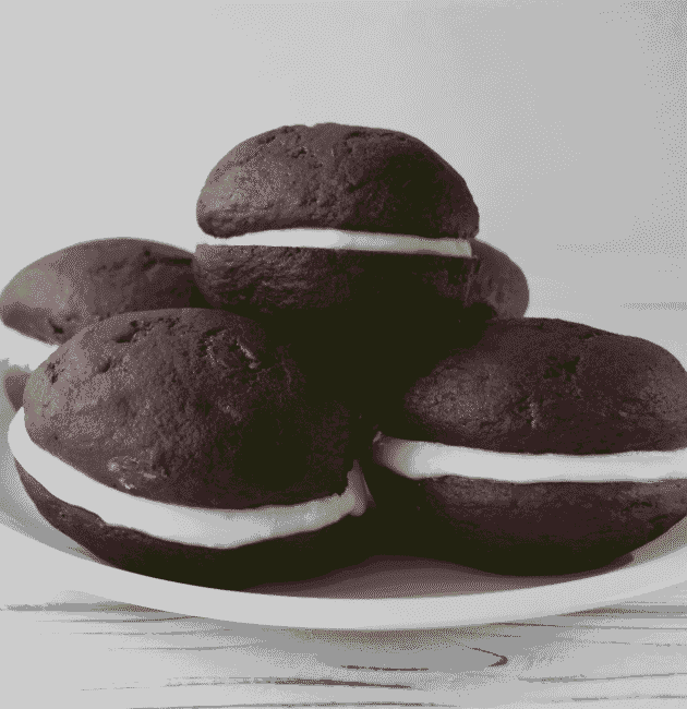Whoopie Pies (Cream Filled Cake Sandwiches)