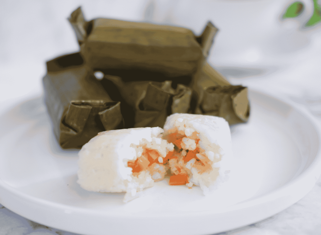 Arem-Arem (Rice Cakes with Filling)