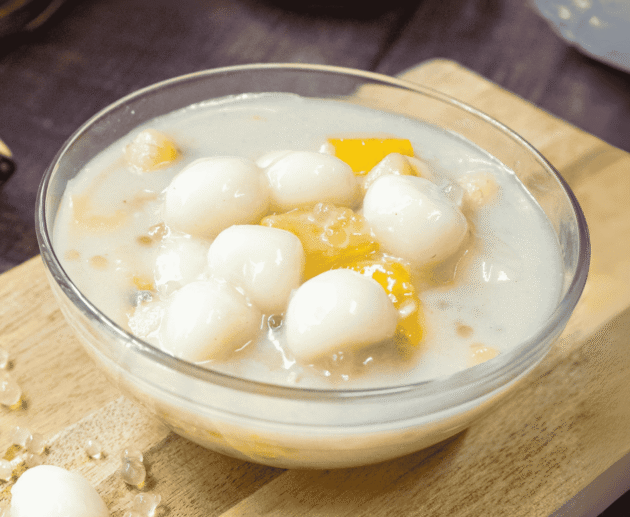 Filipino Bilo-Bilo (Sticky Rice Balls in Coconut Milk)