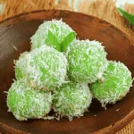 Klepon (Sweet Rice Cake)