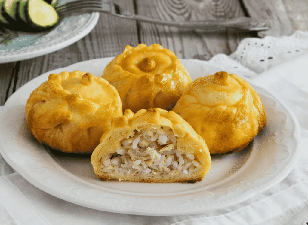 Kurnik (Russian Chicken Pie)