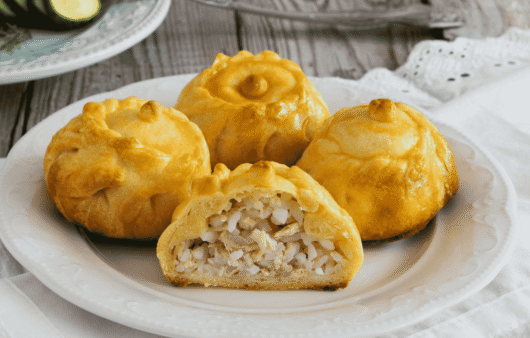 Kurnik (Russian Chicken Pie)