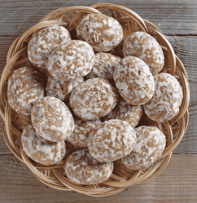 Pryaniki (Spiced Honey Cookies)