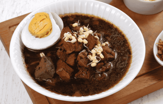 Rawon (Black Beef Soup)