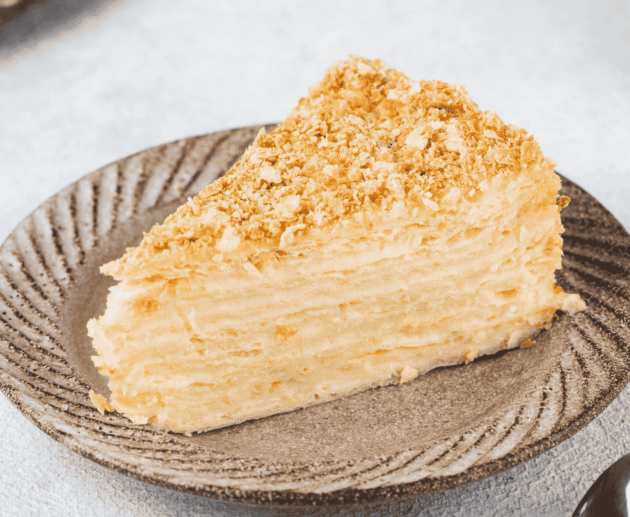 Russian Napoleon Cake (Puff Pastry Cake)