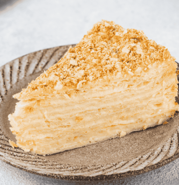 Russian Napoleon Cake (Puff Pastry Cake)