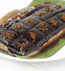 Filipino Sapin-Sapin (Layered Rice Cake)