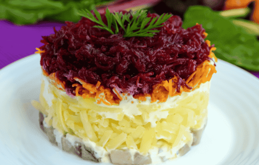 Selyodka Pod Shuboy (Herring Under a Fur Coat)