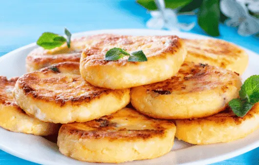 Syrniki (Cottage Cheese Pancakes)