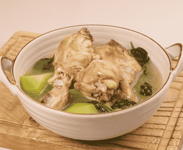 Tinola (Filipino Chicken Soup)