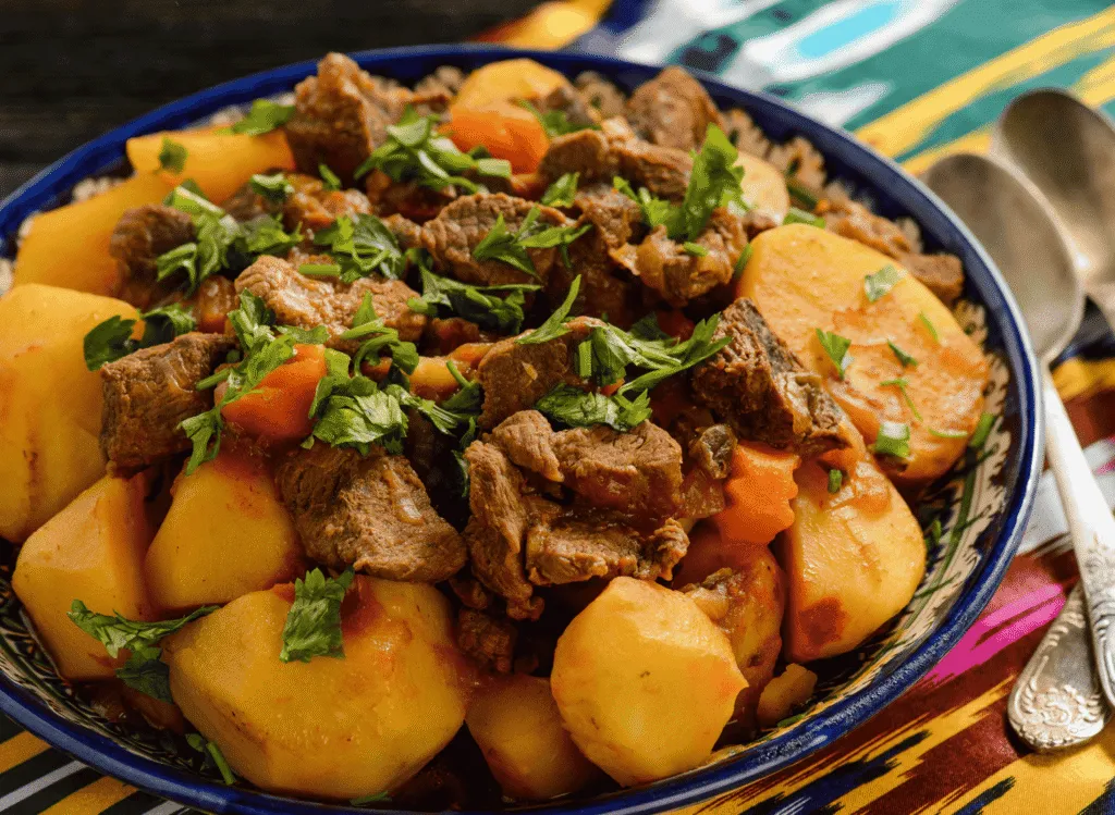 Zharkoye (Hearty Meat Stew)