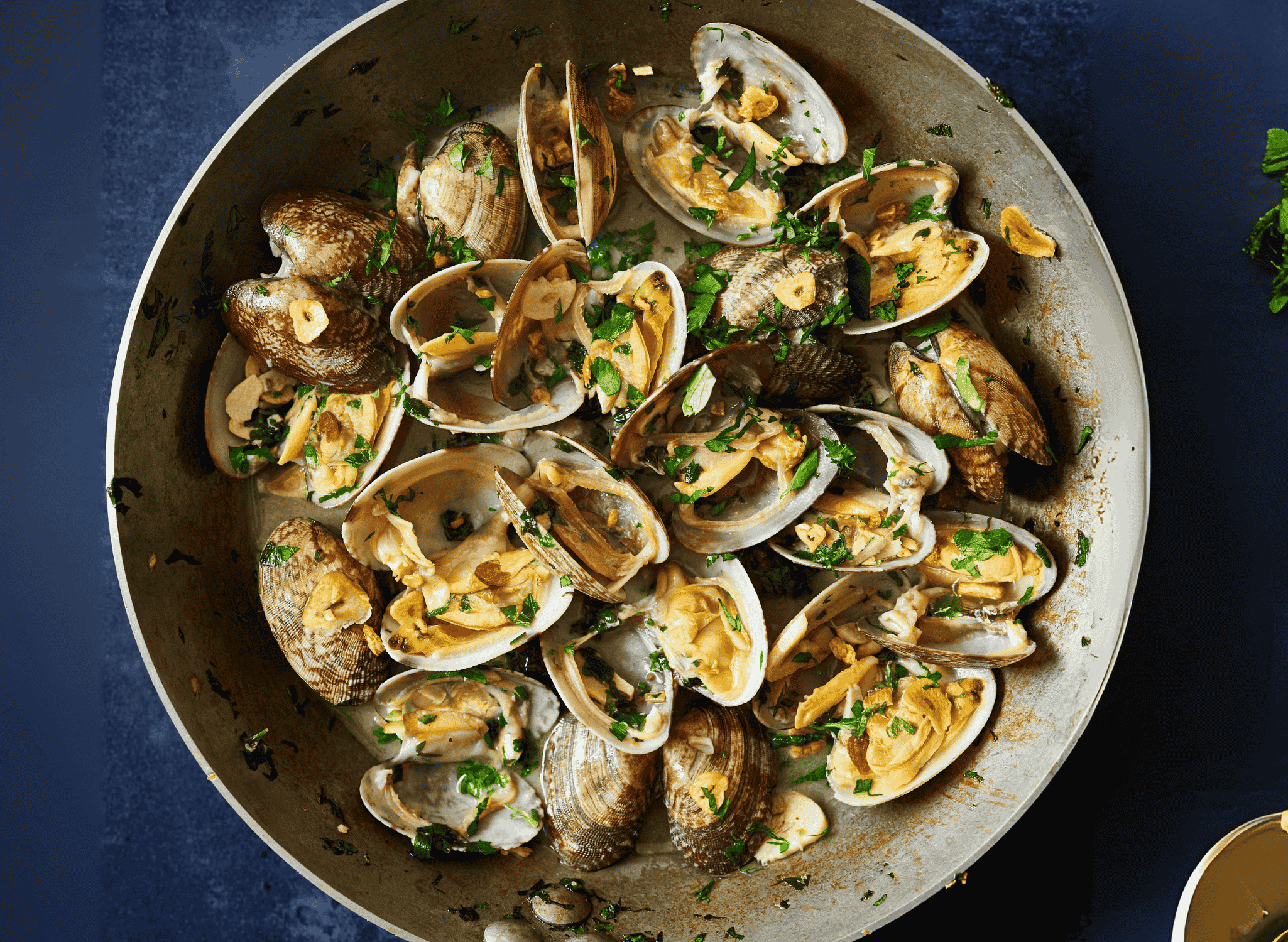 Amêijoas à Bulhão Pato (Clams in Garlic and White Wine Sauce)