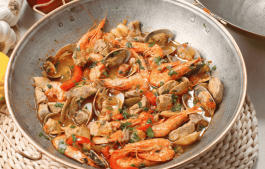 Cataplana de Marisco (Seafood Cataplana)