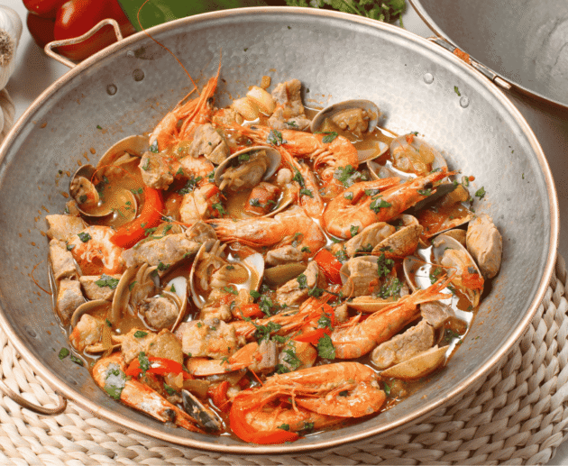 Cataplana de Marisco (Seafood Cataplana)