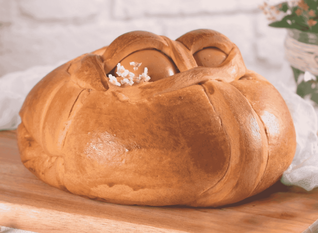 Folar de Páscoa (Easter Bread)