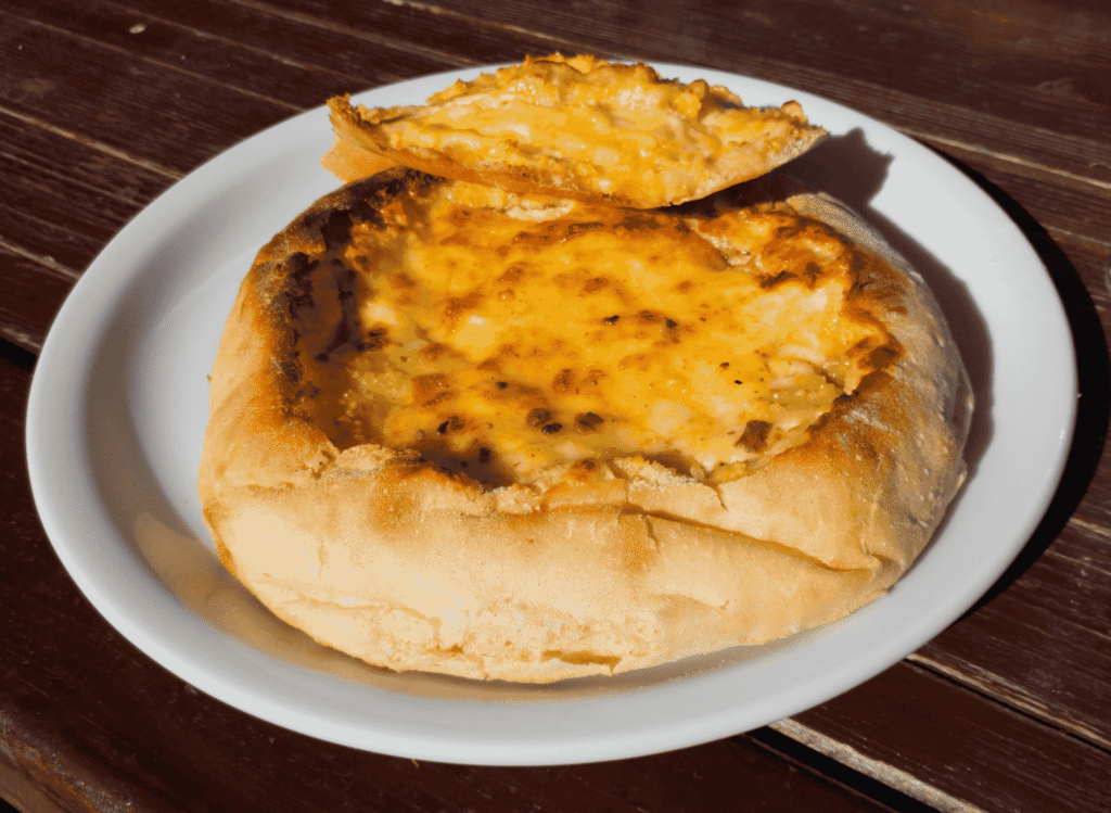 Komplet Lepinja (Gravy Filled Flatbread)