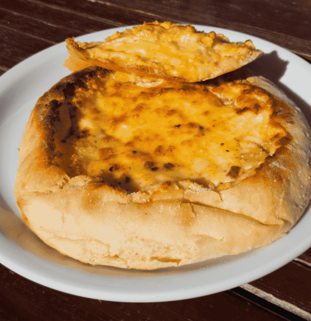 Komplet Lepinja (Gravy Filled Flatbread)
