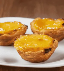 Portuguese Pastel de Nata (Custard Tarts)