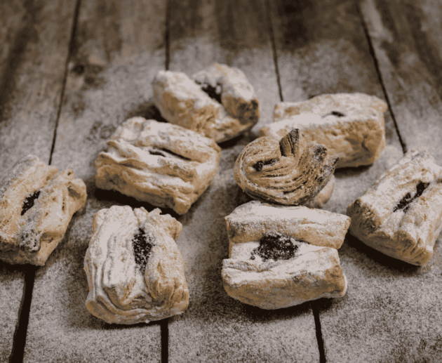 Salčići (Layered Pastries)